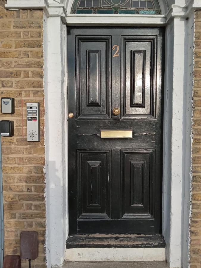 Havisham Studio Flat Rochester Me1 1Xz Strood Экстерьер фото